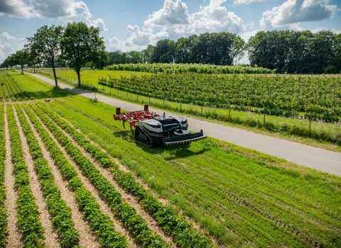 Exploring agri-robotics innovation in the UK